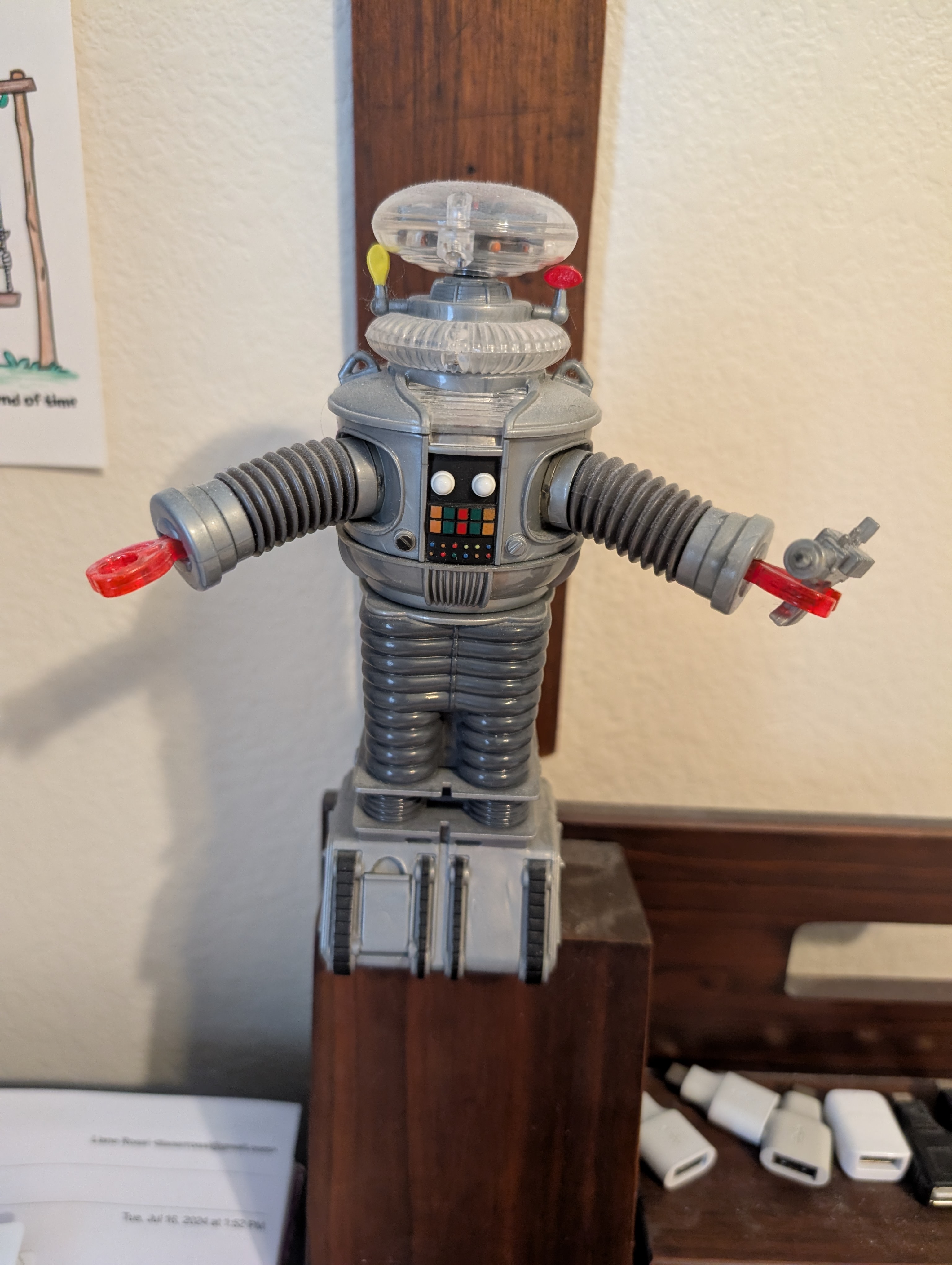 Lost in Space - B9 - Robot